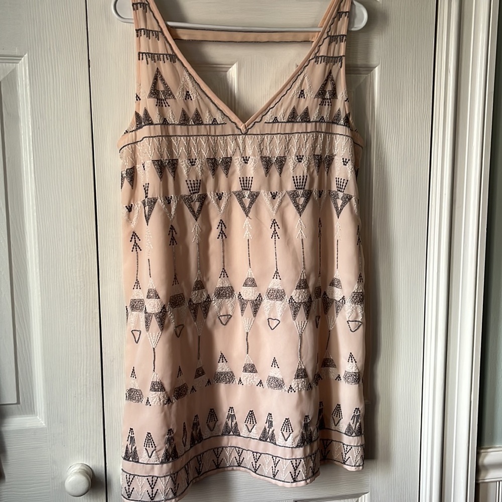 Free People vneck beaded & embroidered pale pink shift dress size small